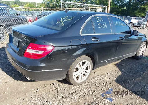 2014 Mercedes-Benz C 300 Luxury 4Matic/Sport 4Matic из США, поврежденный, VIN WDDGF8AB8EG253812